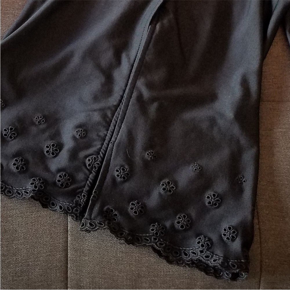 Black Eyelet Hem Button Front Closure Quarter Sle… - image 7